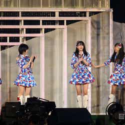 「AKB48 2013 真夏のドームツアー~まだまだ、やらなきゃいけないことがある~」ナゴヤドーム公演2日目より(C)AKS