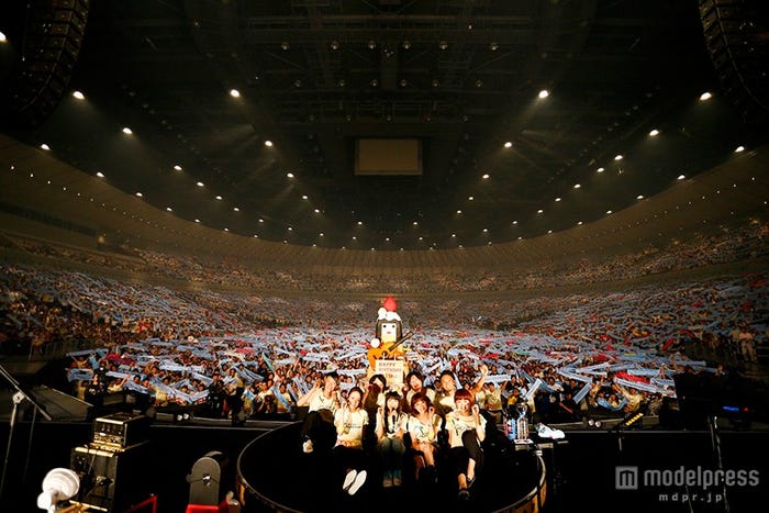 12000人のファンと一体になったmiwa(Photo by 佐藤薫)