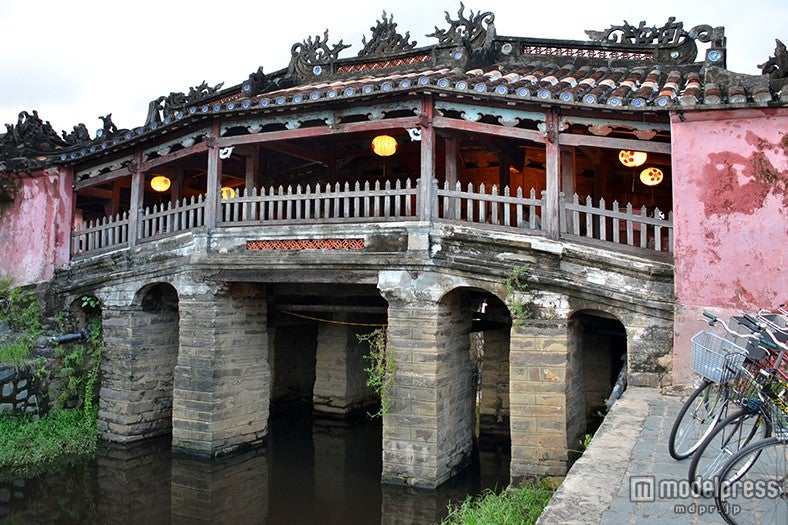 「来遠橋」、通称「日本橋」