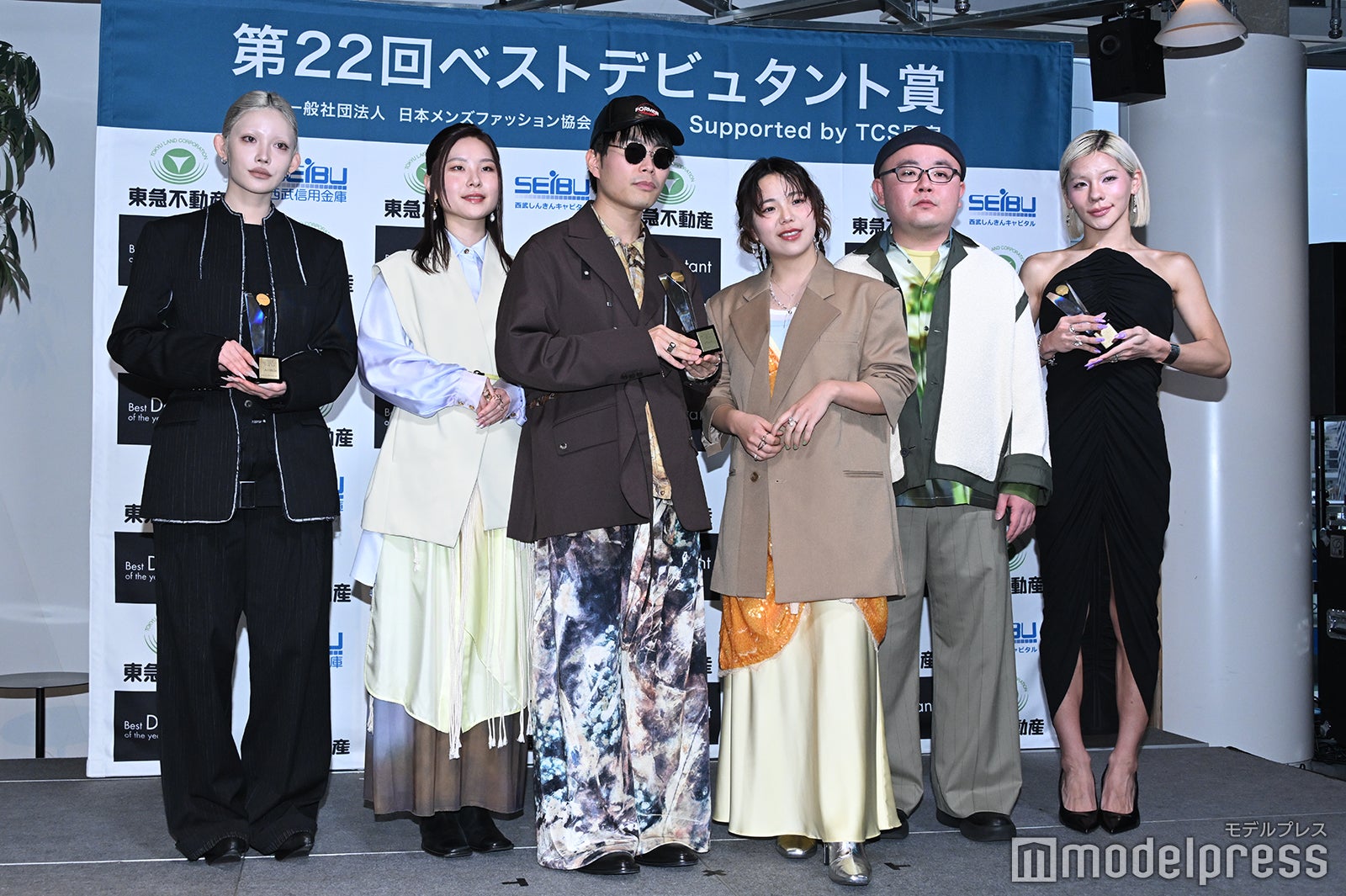 （C）モデルプレス