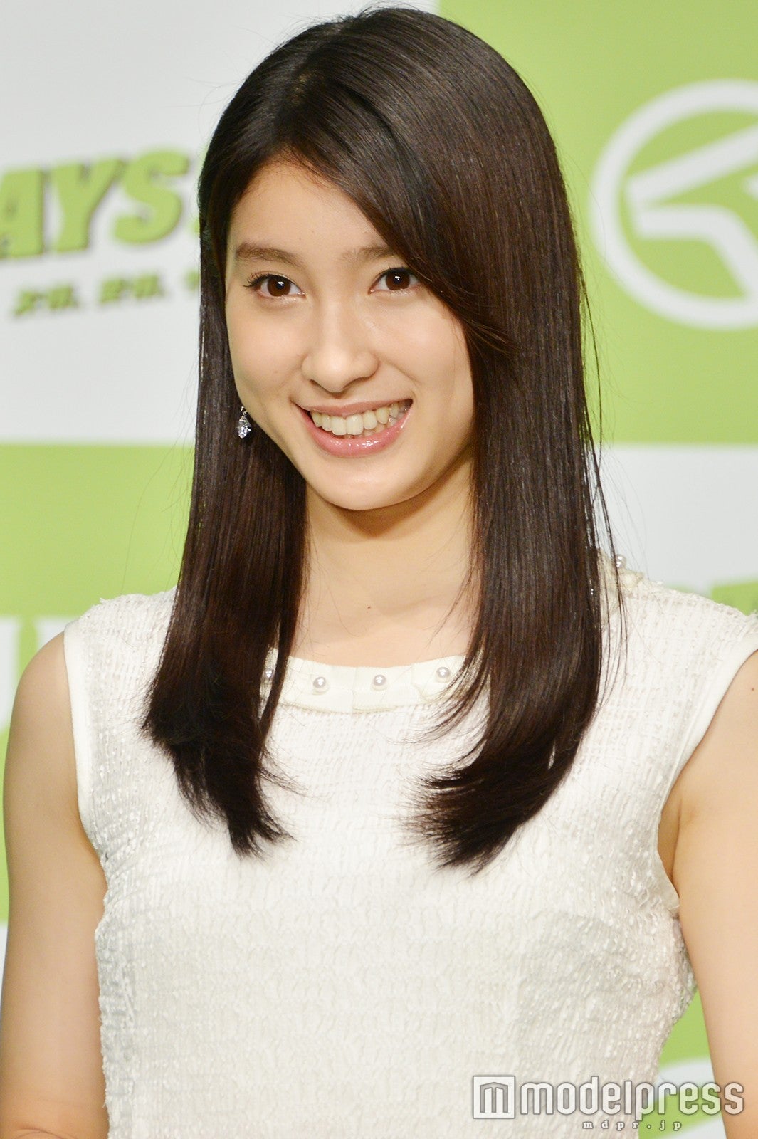 （C）モデルプレス