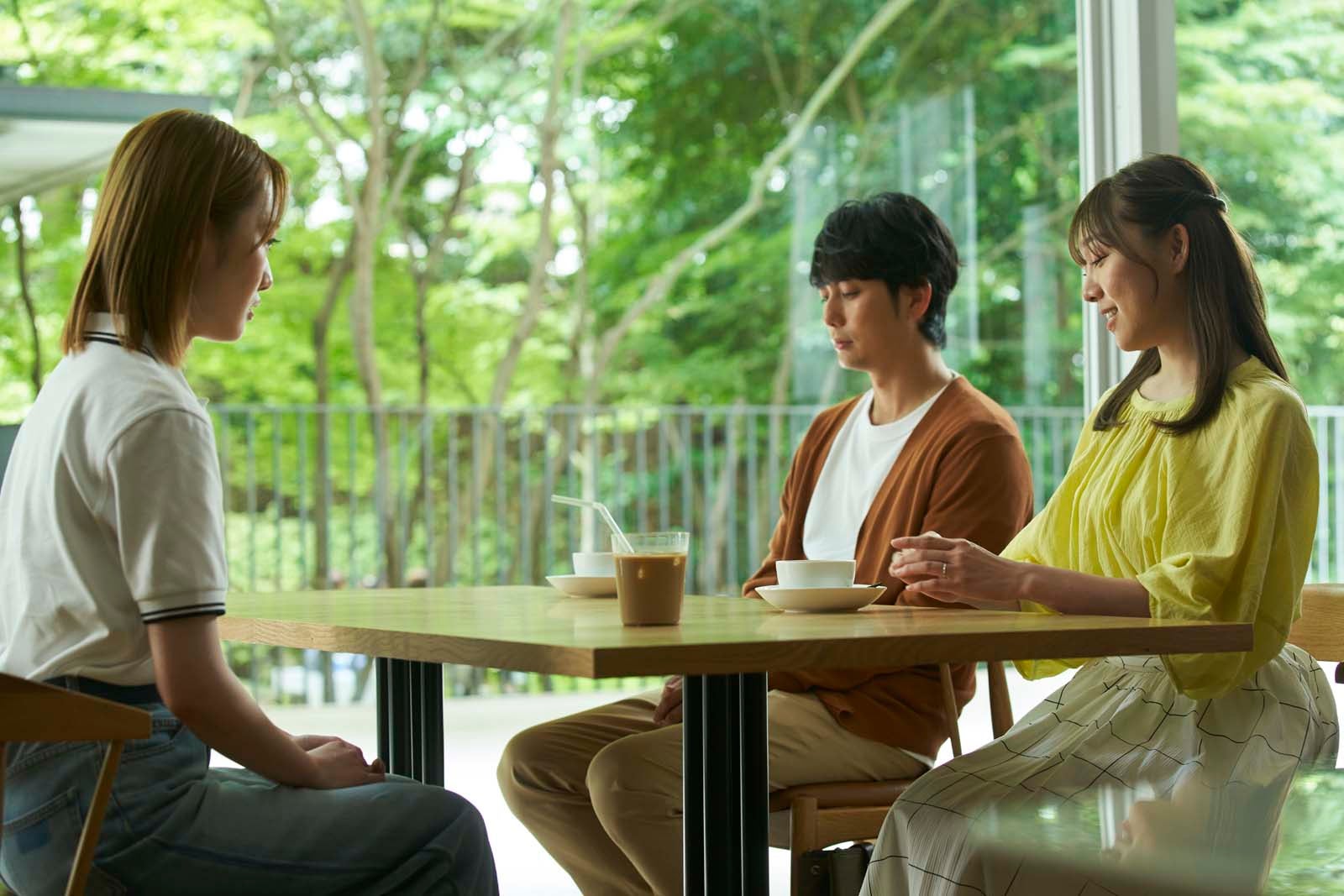 （左から）工藤遥、平岡祐太、須田亜香里「around1／4（アラウンドクォーター）」第9話より（C）ABCテレビ・テレビ朝日