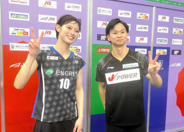 バドミントン 渡辺、田口組が笑顔の快勝発進「謎の自信あった」
