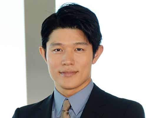 鈴木亮平、世の俳優に「僕の芝居に追いついてみろ(笑)」