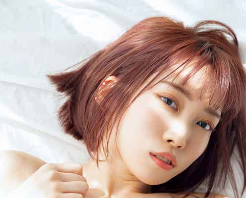 山吹りょう、30cmヘアカットで作った“髪ブラ”披露 美バストに釘付け