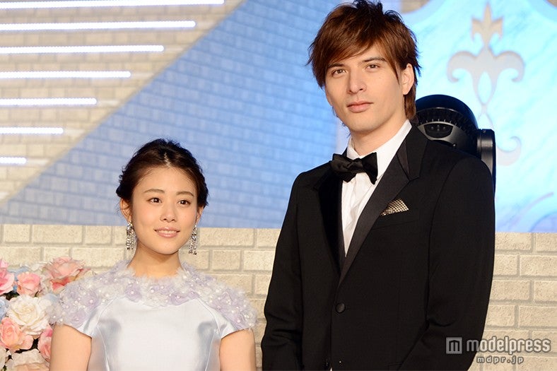 （左から）高畑充希、城田優