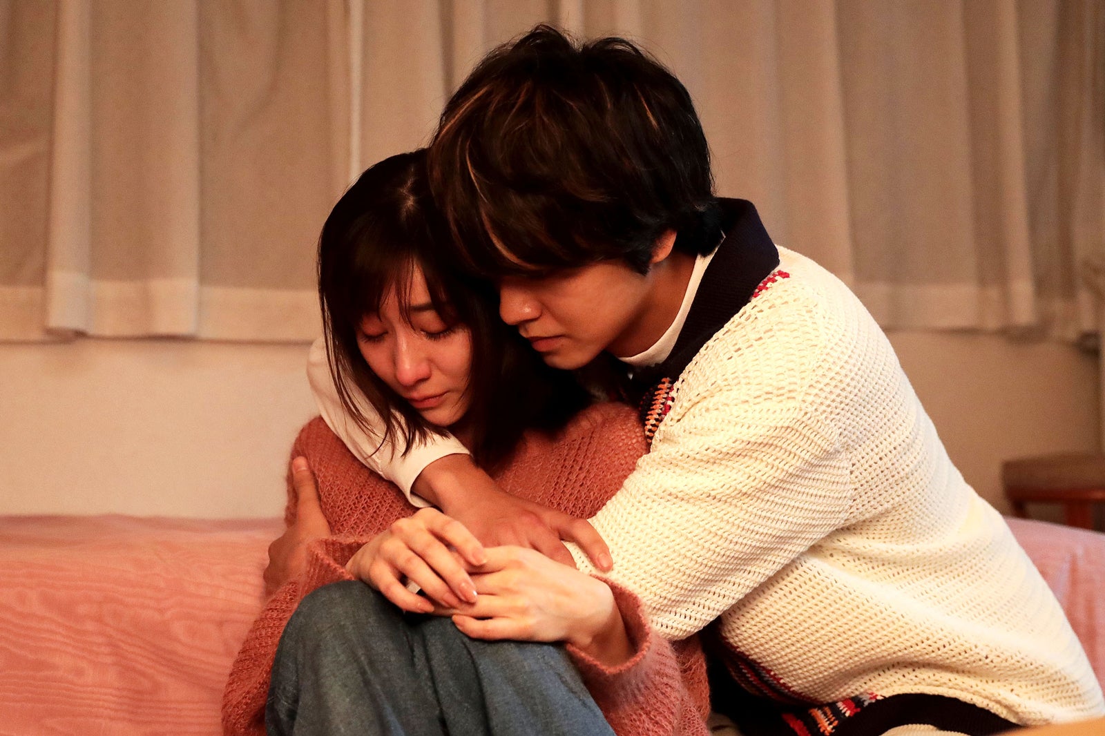 King ＆ Prince高橋海人、田中みな実をバックハグ　三角関係が急加速＜ボーイフレンド降臨！＞