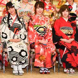 （左から）向井地美音、白間美瑠、宮脇咲良、岡田奈々、高橋朱里 （C）モデルプレス