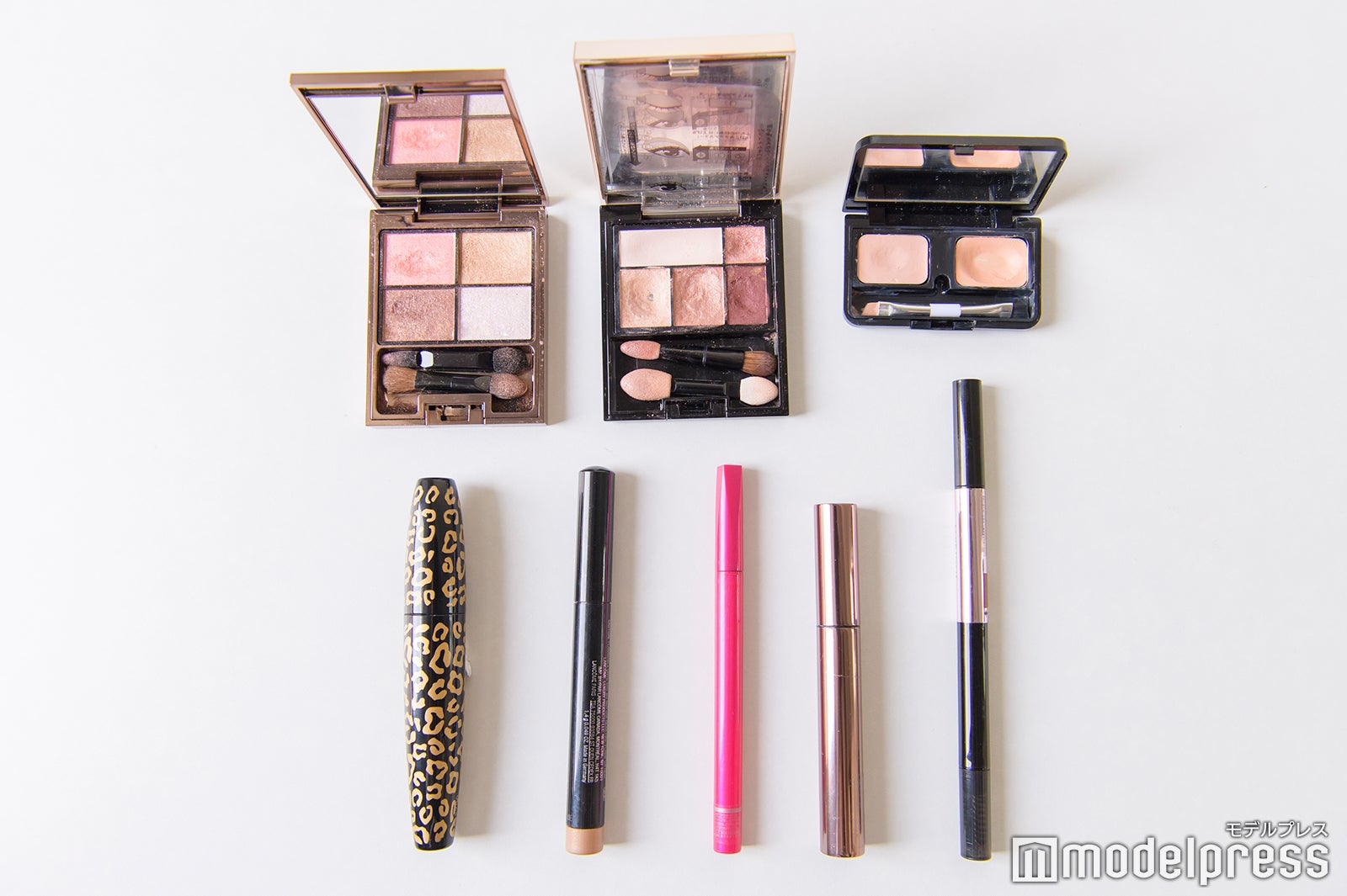 内田嶺衣奈アナウンサー愛用のコスメ（C）モデルプレス
