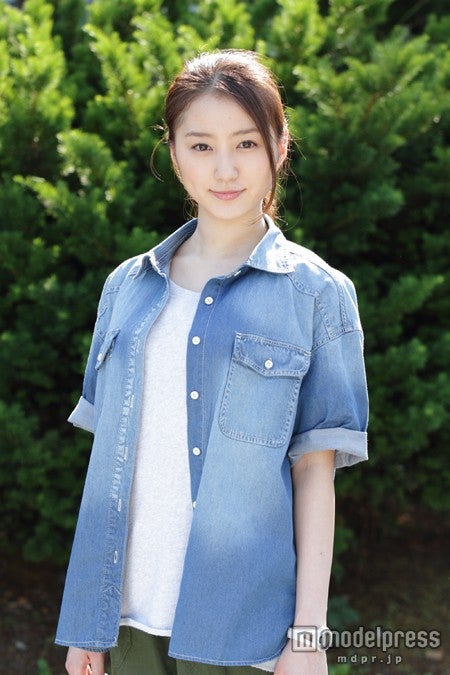 高田里穂（C）2013 エイベックス・エンタテインメント／MBS