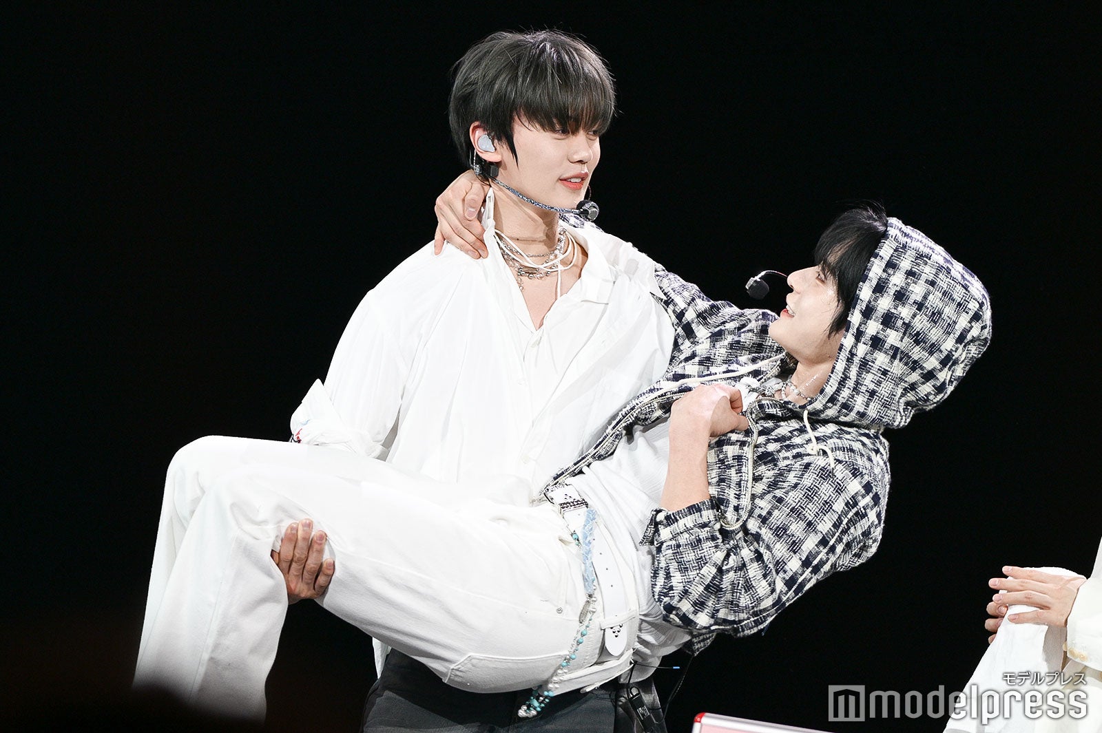 キム・ギュビン、キム・ジウン（C）モデルプレス