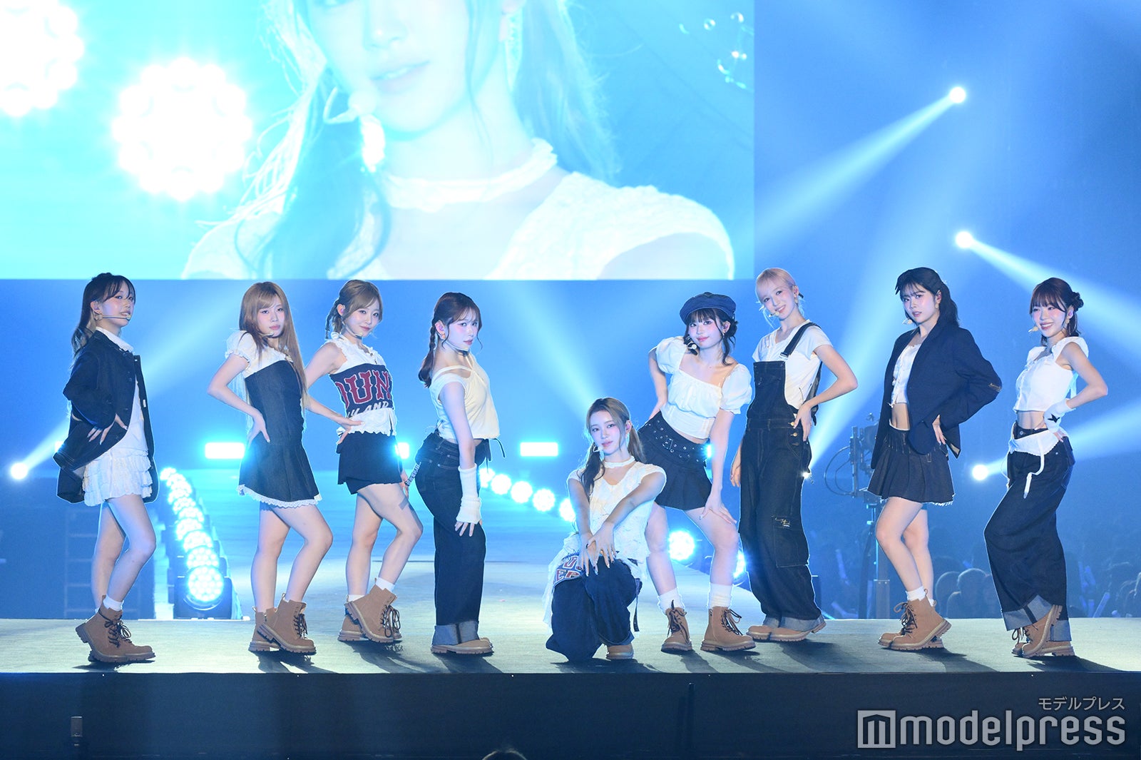 ME:I（C）モデルプレス