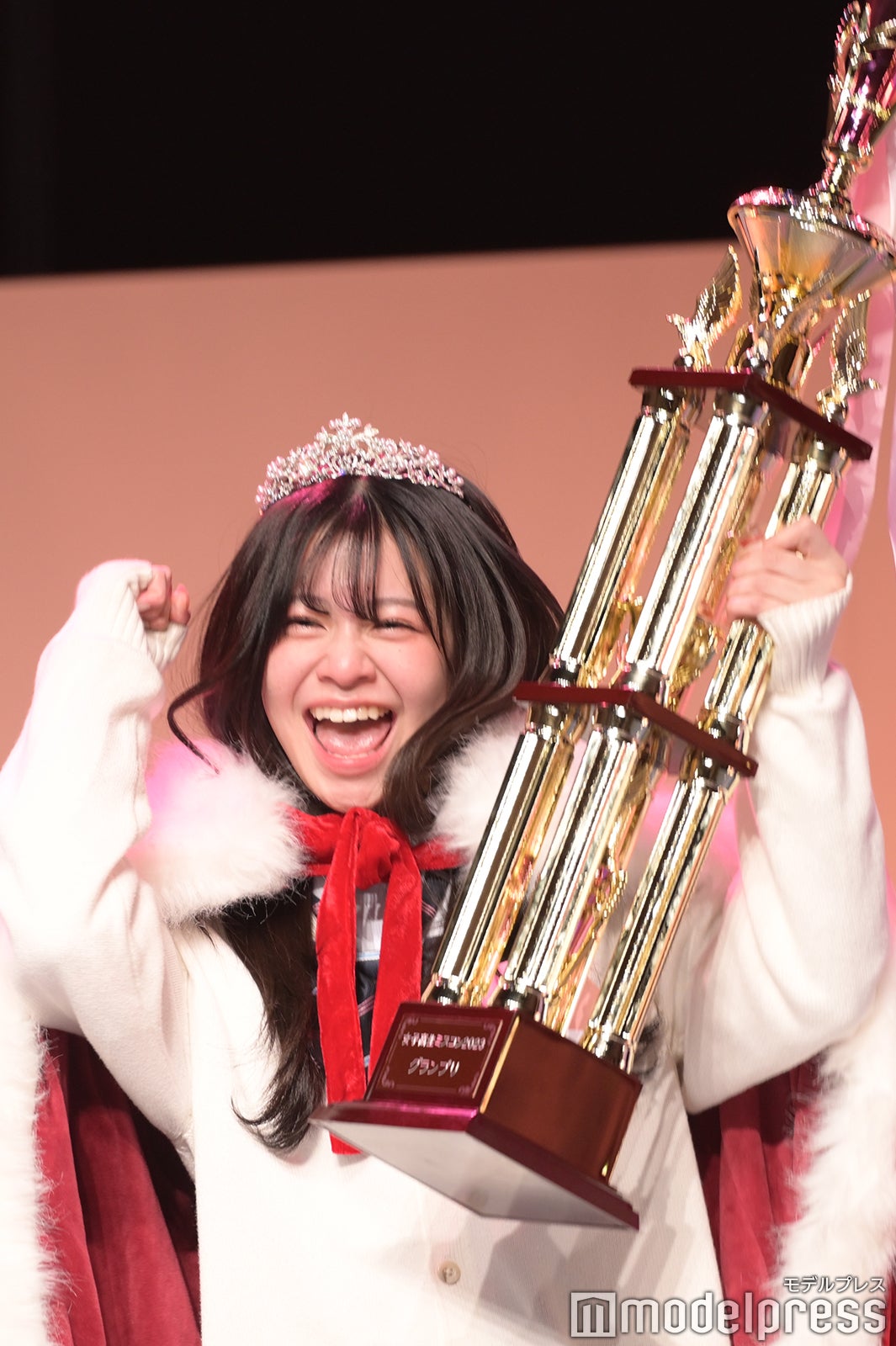 リア（C）モデルプレス