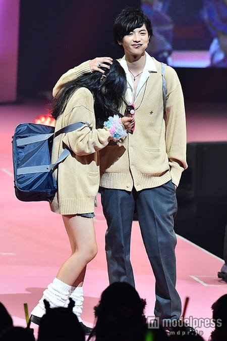 黒崎レイナ、志尊淳