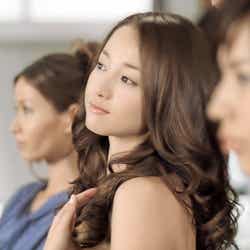 沢尻エリカ/新CM「スタイリング誕生」篇