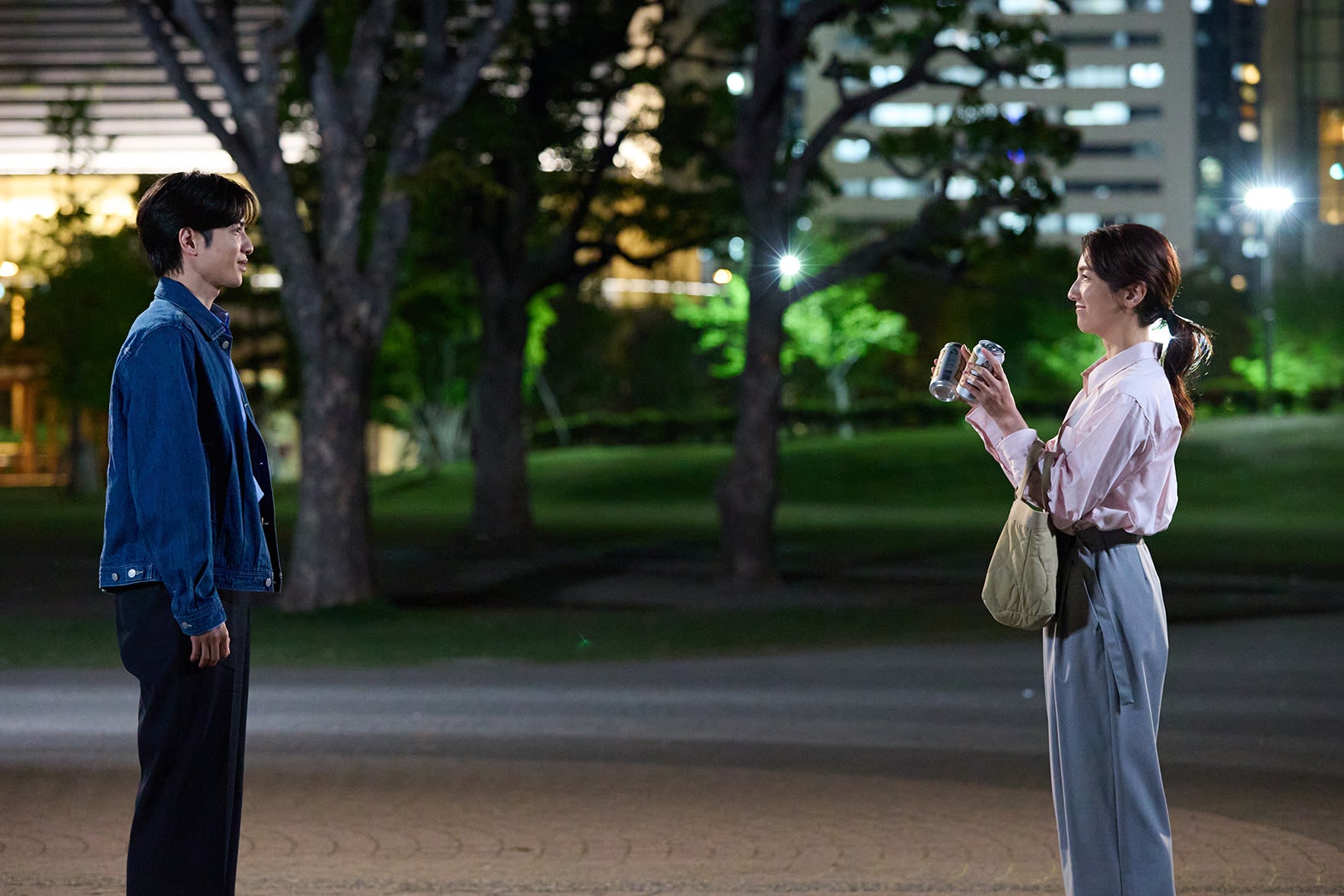 志尊淳、仁村紗和「10回切って倒れない木はない」第4話（C）日本テレビ