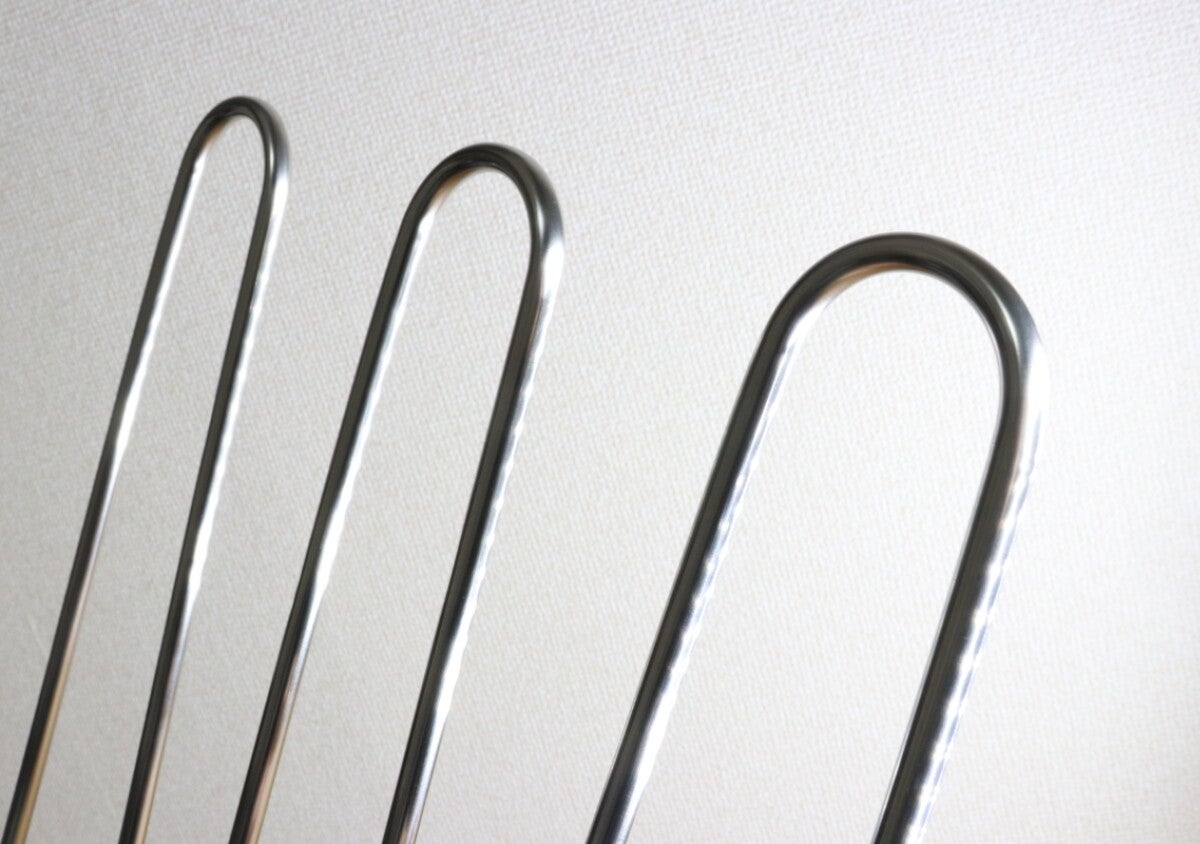 200円は買いだめ確定！タフで軽くて扱いやすい！省スペース収納が叶う便利ハンガー