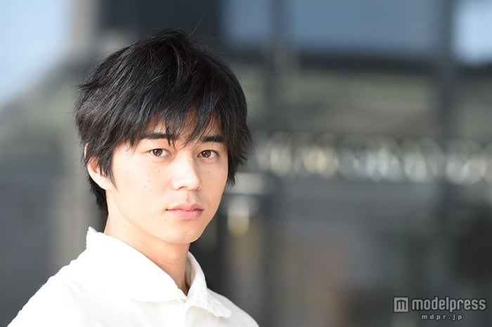 有村架純 地上波ドラマ初主演 山崎賢人 窪田正孝ら注目の若手集結 モデルプレス