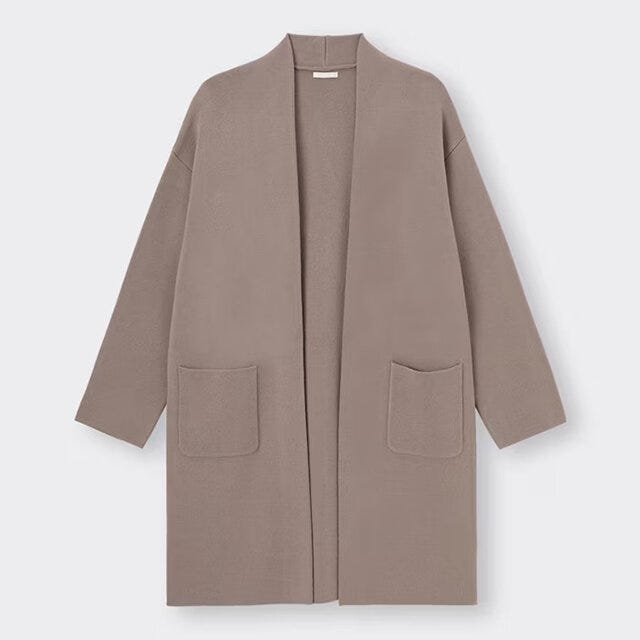 GUのニットガウン