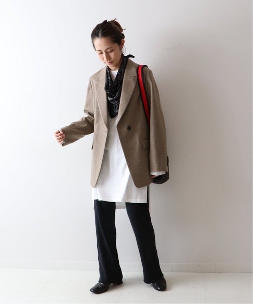 ベージュジャケットに合う冬のレディースコーデ 21 大人の着こなしをご紹介 モデルプレス