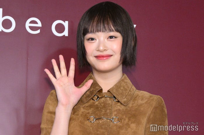 ハニ(C)モデルプレス