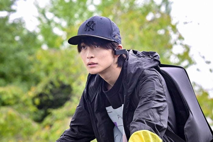 高橋文哉/「最愛」第1話より(C)TBS