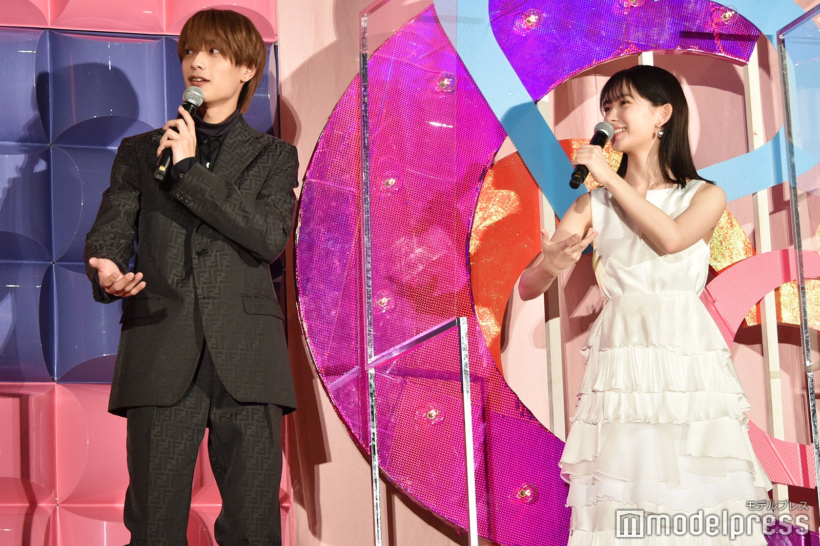 大きい卵（畑芽育）を落とさないように必死だった高橋恭平（C）モデルプレス