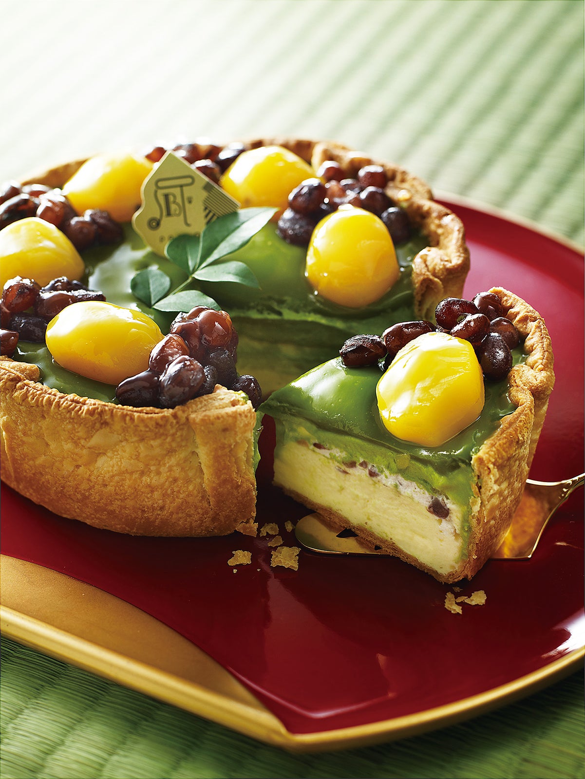 栗と大納言の宇治抹茶チーズタルト／画像提供： PABLO（パブロ）