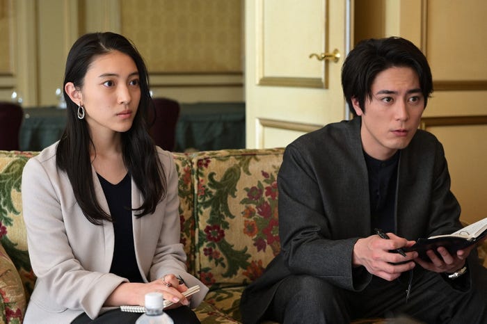 久保田紗友、間宮祥太朗「オー!マイ・ボス!恋は別冊で」第3話より(C)TBS