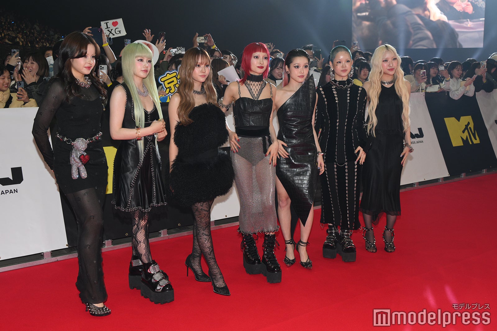 XG／
HARVEY、HINATA、JURIA、JURIN、CHISA、COCONA、MAYA（C）モデルプレス