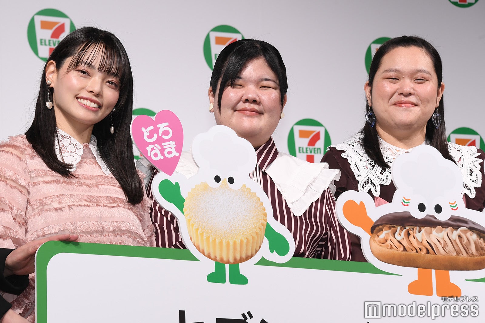 （左から）きりやはるか、あんり、田辺智加／ぼる塾（C）モデルプレス