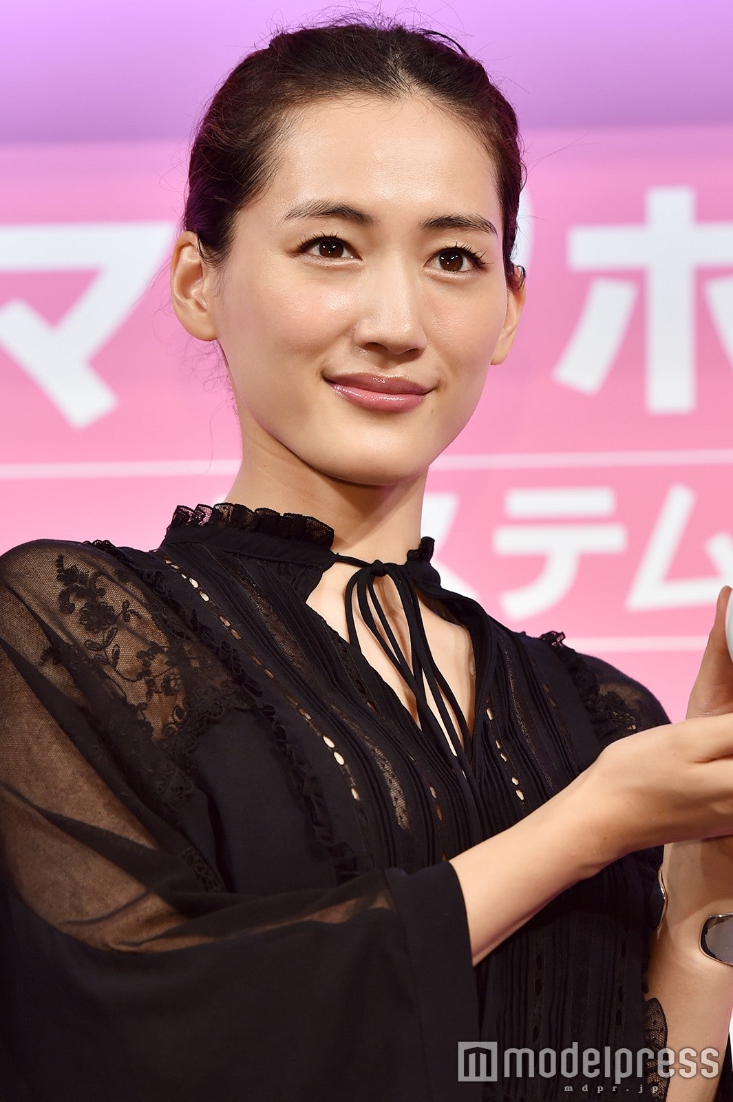 綾瀬はるか（C）モデルプレス