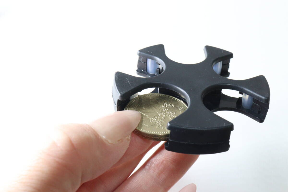 セリア　コインホルダー