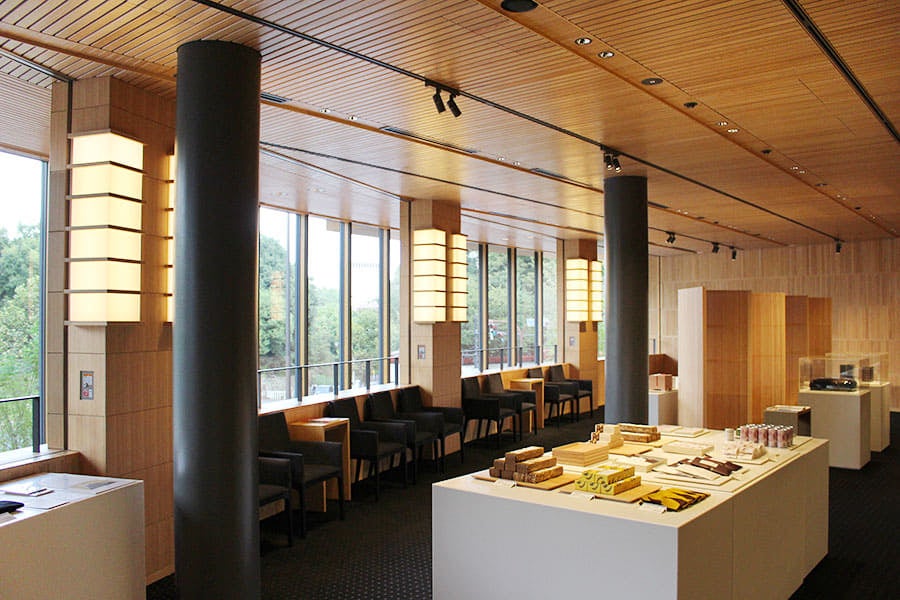 とらや 赤坂店 2階