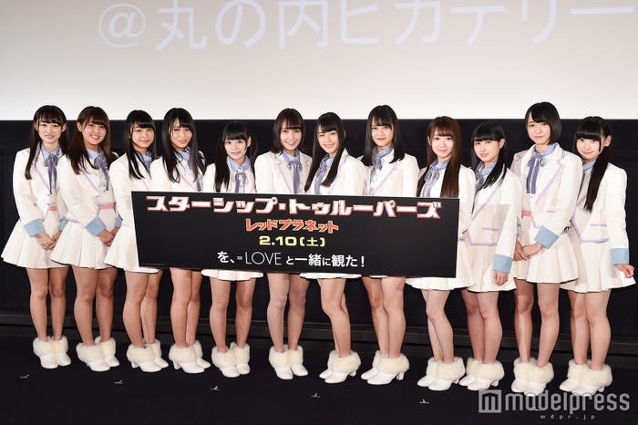 (左から)音嶋莉沙、佐竹のん乃、瀧脇笙古、大場花菜、齊藤なぎさ、諸橋沙夏、佐々木舞香、高松瞳、大谷映美里、山本杏奈、野口衣織、齋藤樹愛羅 (C)モデルプレス