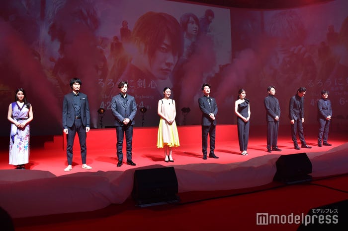 土屋太鳳、青木崇高、新田真剣佑、武井咲、佐藤健、有村架純、高橋一生、江口洋介、大友啓史監督(C)モデルプレス