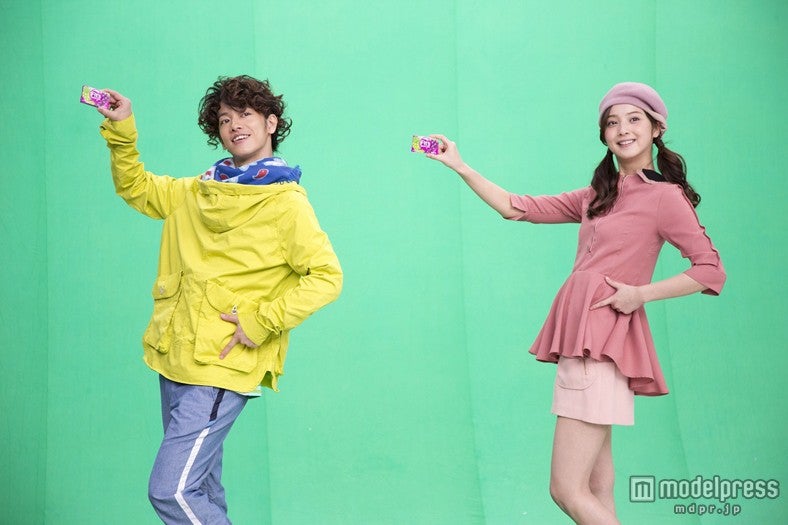 佐藤健、佐々木希／「うしろまえ」編