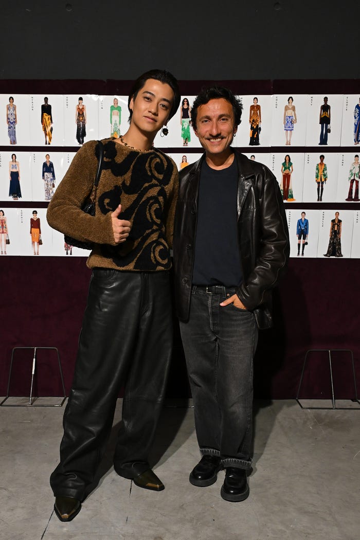 エトロ2025春夏ウィメンズコレクションショー(提供写真)