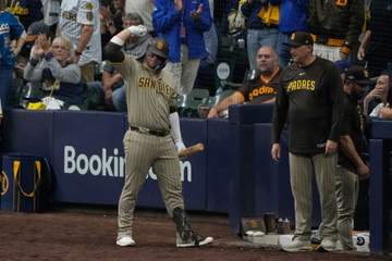 ブルワーズが先勝！ミジオロウスキー4回KOも一発攻勢で逆転 今季NL最少154本塁打のチームが価値ある2発 九回ヒヤリも殊勲の正捕手「これもゲームの一部」