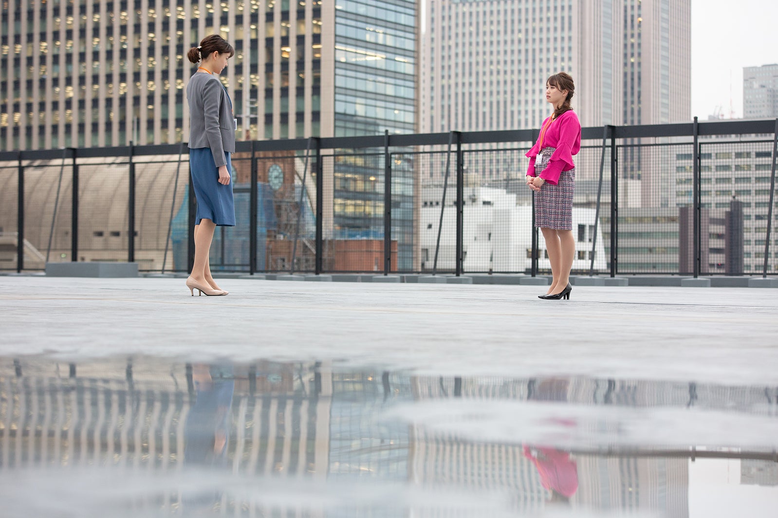 トリンドル玲奈、永尾まりや／「パーフェクトクライム」最終話より（C）ABCテレビ