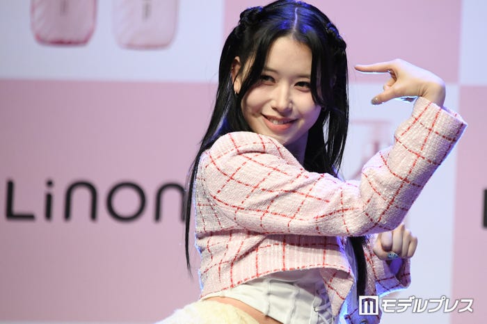 MOMONA(C)モデルプレス