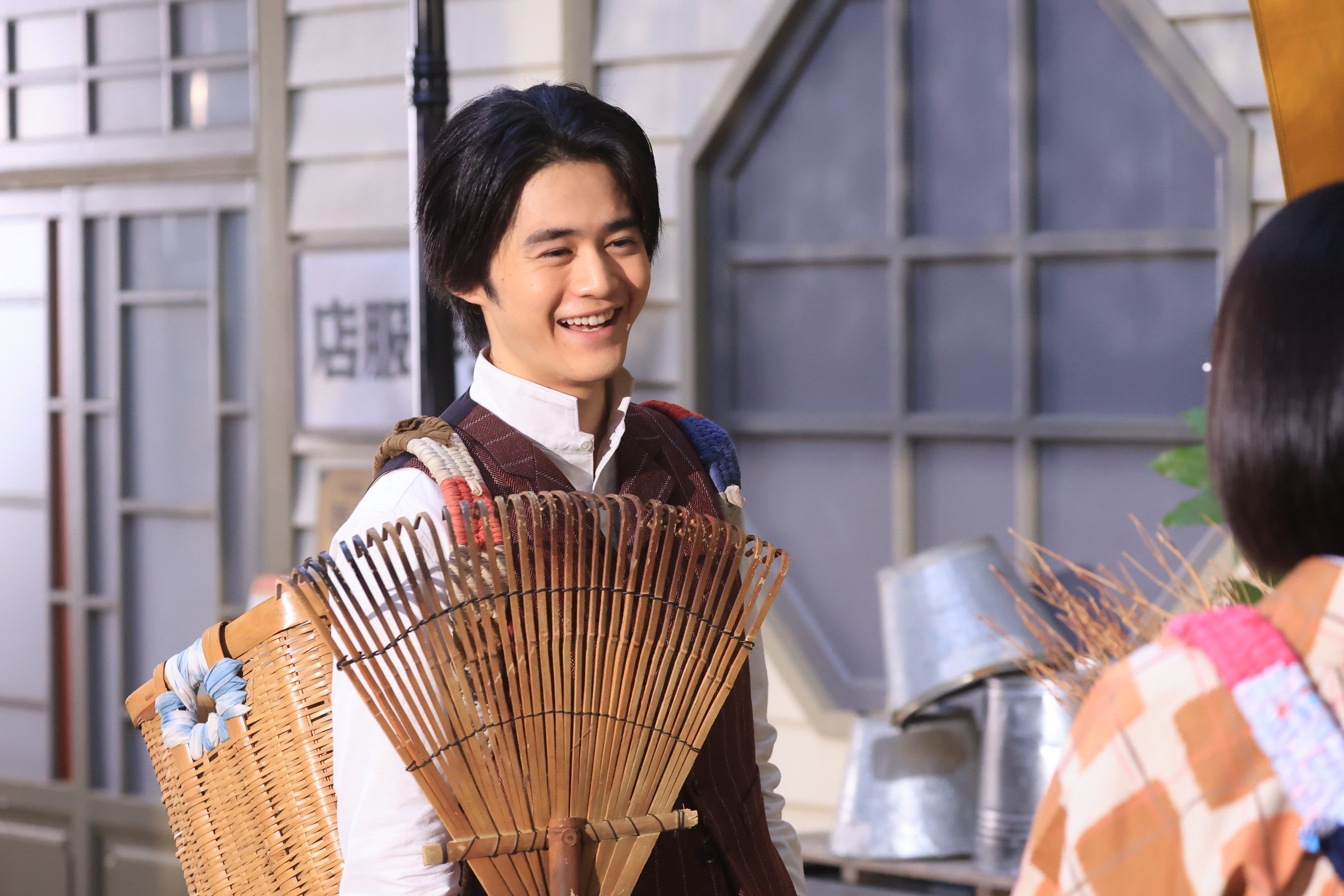 鈴鹿央士「嘘解きレトリック」第2話（C）フジテレビ