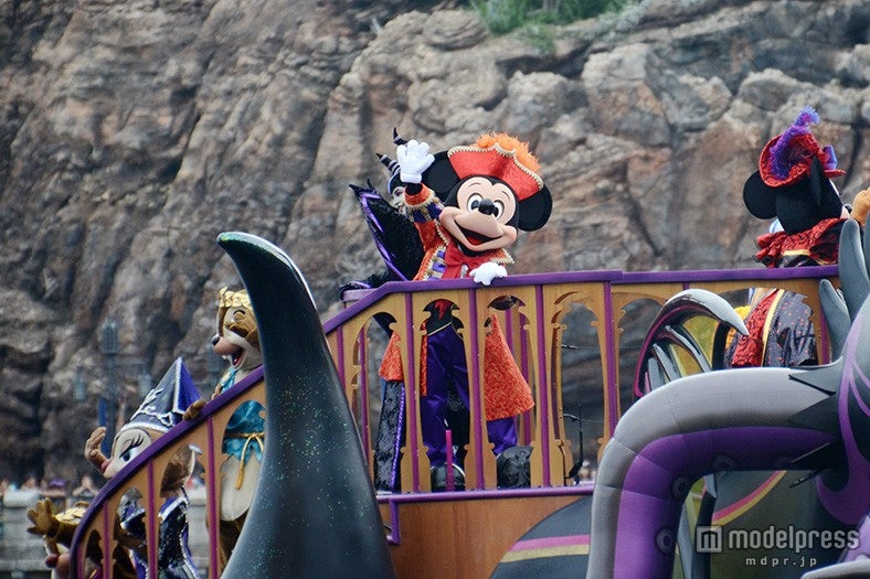 ミッキー／「ザ・ヴィランズ・ワールド」