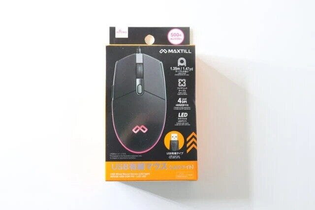 ダイソー　USB有線マウス（LEDライト）　パッケージ