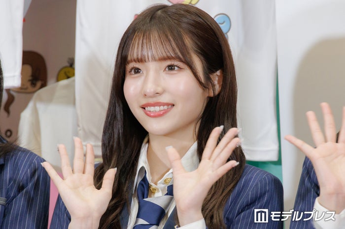 AKB48メンバー、美脚際立つ“お気に入り衣装”姿に視線集中「可愛さが限界突破してる」「脚長すぎ」の声