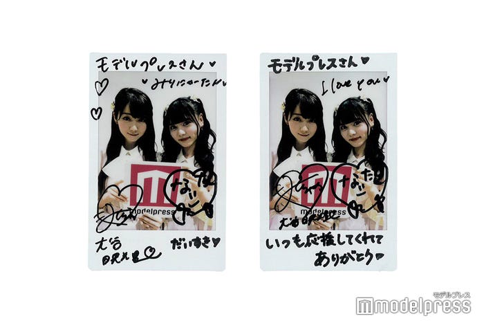 齊藤なぎさ&大谷映美里、チェキプレゼント(C)モデルプレス