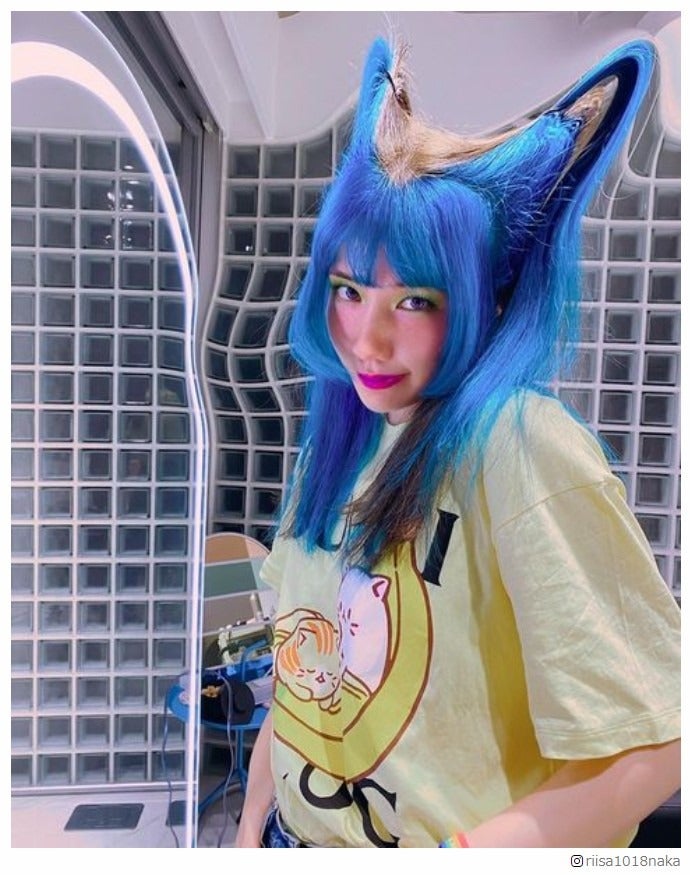 仲里依紗、鮮やかな青髪に大胆イメチェン「違和感ない」「似合ってる」と絶賛の声