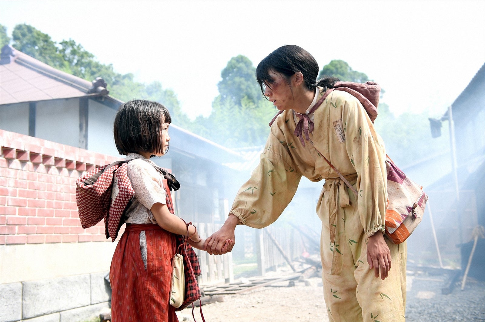 稲垣来泉、松本穂香／「この世界の片隅に」第6話より（C）TBS