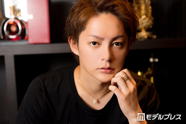 画像1 10 ホスト転身の元青汁王子 三崎優太 政界進出に意欲 ホストいじめ告白 デリヘル嬢とのベッド動画公開で 震えが止まらない モデルプレス