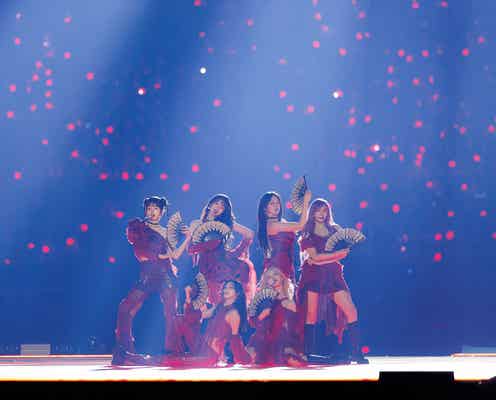IVE、扇子使った妖艶ダンスブレイクで魅了 ユジンは弓矢放つ【2024 MAMA AWARDS DAY1】